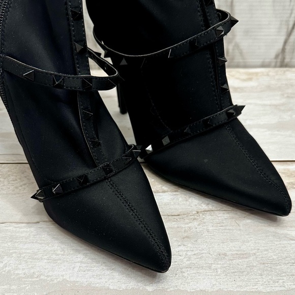 Olivia Ferguson Black Studded Spiked Stilettos Boots Booties Women Sz 8 Sexy - Picture 10 of 11